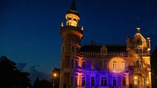 Come da tradizione, torna “Ultima luna d’estate Festival“, dal 29 agosto al 7 settembre, Consorzio Brianteo Villa Greppi. Una manifestazione... Come da tradizione, torna “Ultima luna d’estate Festival“, dal 29 agosto al 7 settembre, Consorzio Brianteo Villa Greppi. Una manifestazione...