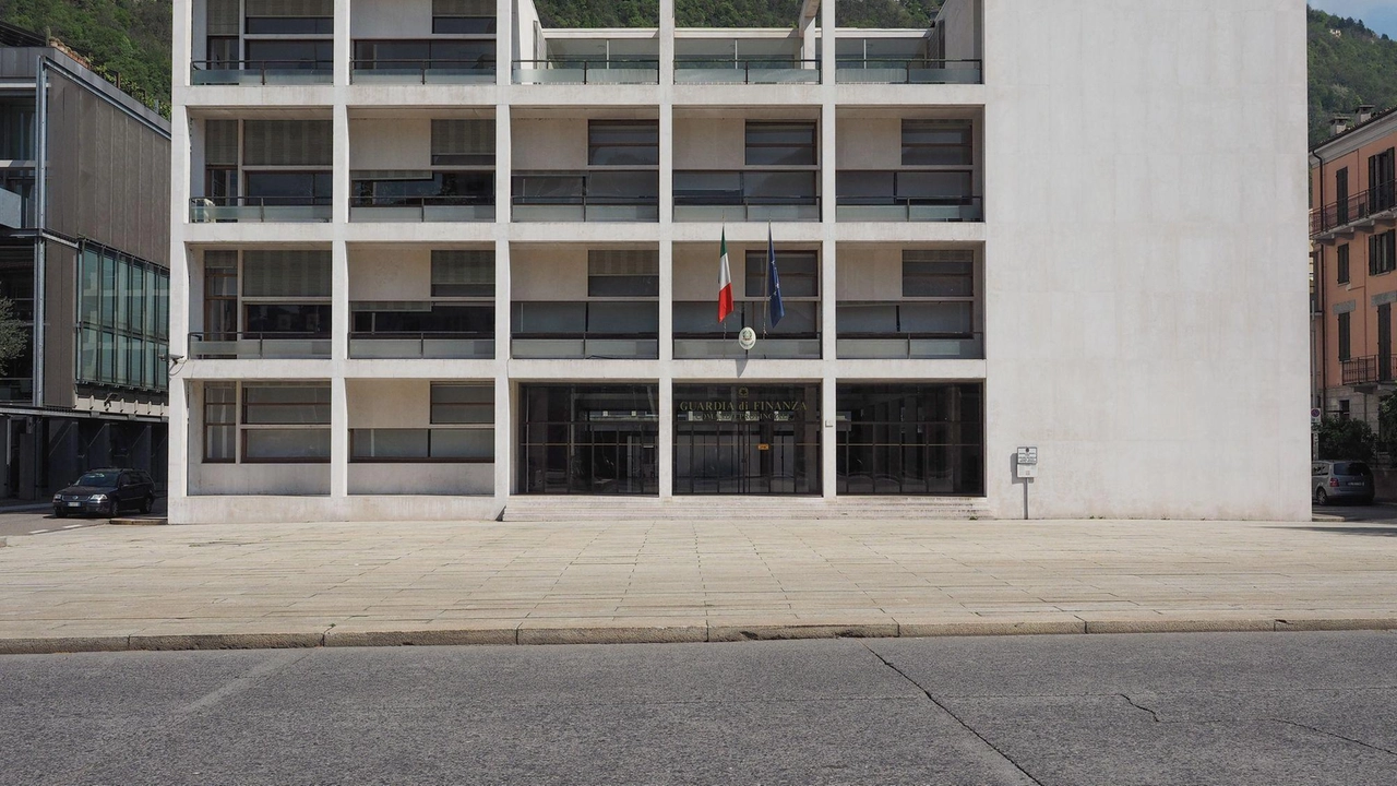 L’ex Casa del Fascio di Como, gioiello del Razionalismo italiano, sarà aperta eccezionalmente per una visita in programma sabato. Il... L’ex Casa del Fascio di Como, gioiello del Razionalismo italiano, sarà aperta eccezionalmente per una visita in programma sabato. Il...