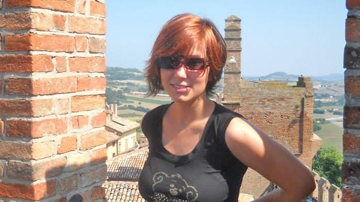 omicidio di sharon verzeni a terno d8217isola una targa per ricordare la 33enne accoltellata a morte
