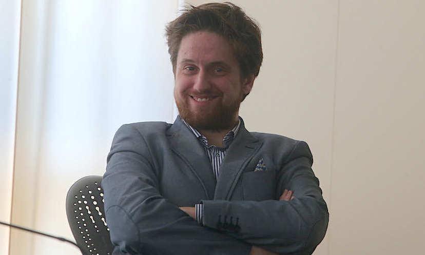 Un “influencer” in Comune. Rossi, che successo sui social. Il sindaco straccia i colleghi Un “influencer” in Comune. Rossi, che successo sui social. Il sindaco straccia i colleghi