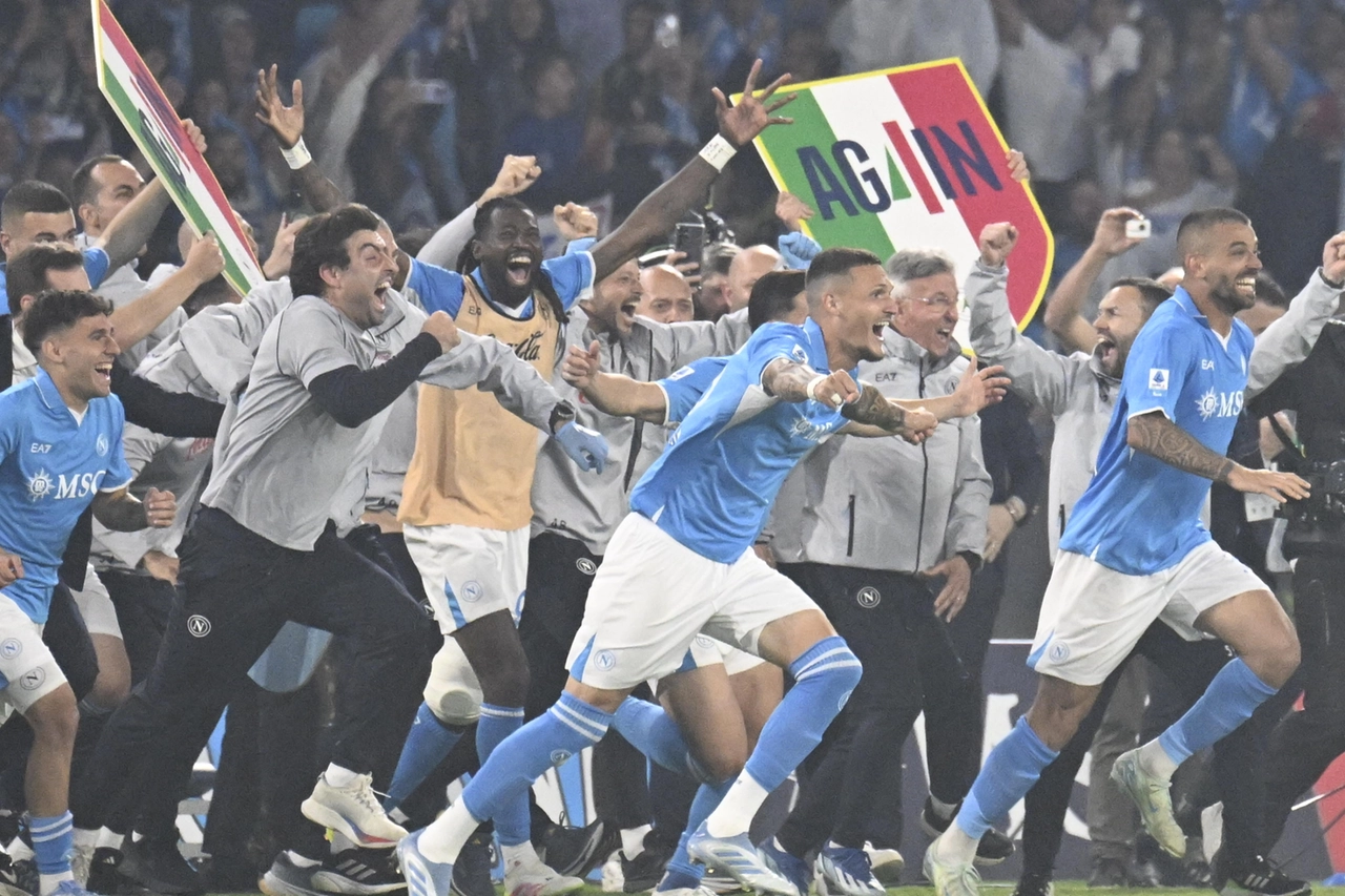 +++ Il Napoli è campione d'Italia +++