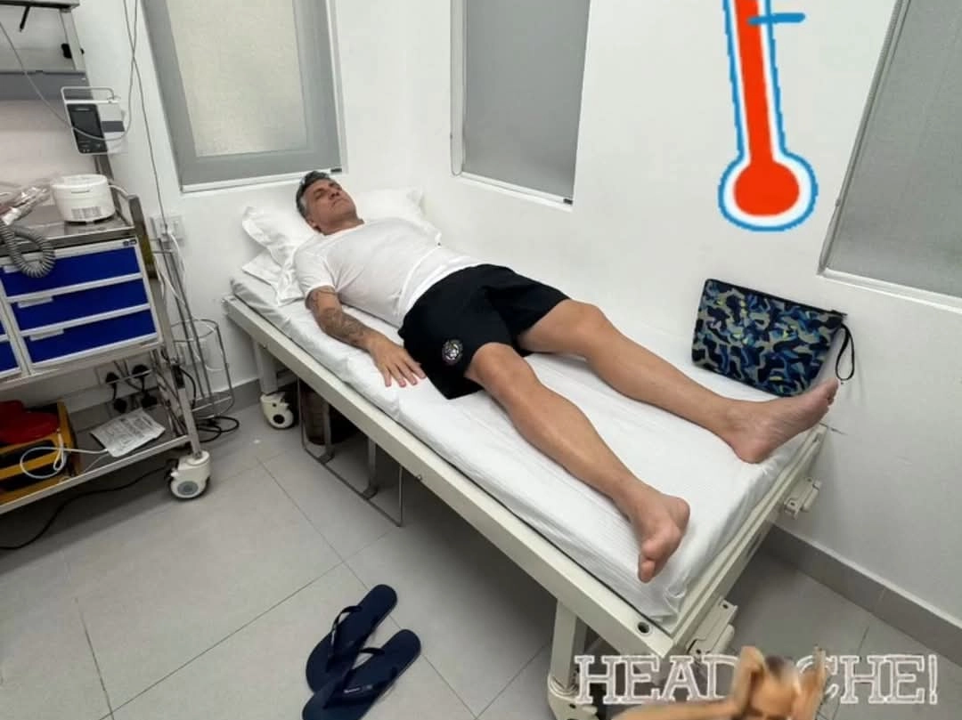 Bobo Vieri sul lettino d'ospedale alle Maldive