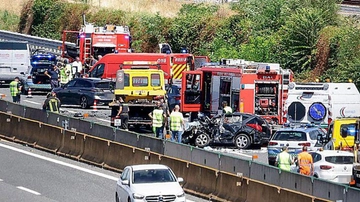 A 82 anni ha guidato contromano per 7 km seminando morte sulla A4. Gli era stata rinnovata la patente da poco