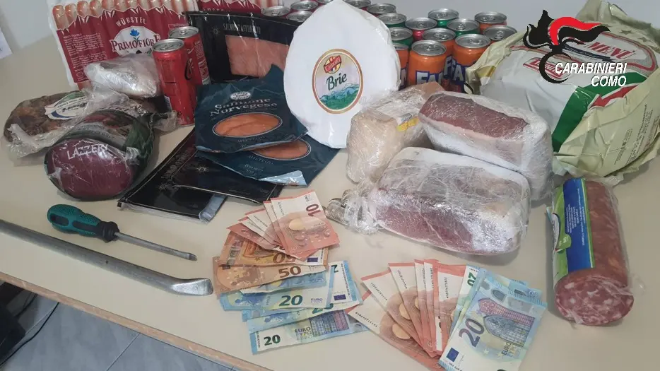 Beregazzo, salumi rubati per 600 euro nell’auto: denunciato un 56enne