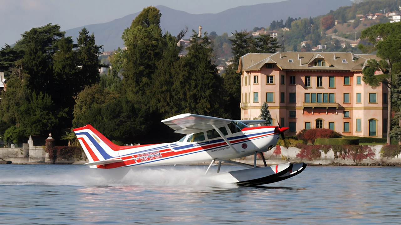 Un uomo dell'Arabia Saudita, noleggiando un'imbarcazione sul lago di Como, rischia una collisione con un idrovolante per aver invaso la pista di atterraggio. La polizia interviene e emette una multa fino a 6 mila euro per violazione. La sicurezza sulle acque del lago è un imperativo da rispettare con attenzione. Un uomo dell'Arabia Saudita, noleggiando un'imbarcazione sul lago di Como, rischia una collisione con un idrovolante per aver invaso la pista di atterraggio. La polizia interviene e emette una multa fino a 6 mila euro per violazione. La sicurezza sulle acque del lago è un imperativo da rispettare con attenzione.