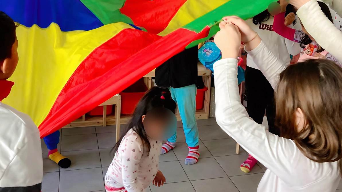 La Casa del Giocattolo offre servizi di doposcuola, avvicinamento allo sport e altre attività a favore dei bambini della città in difficoltà economica Ora si rivolge alle istituzioni per chiedere una sede più adeguata La Casa del Giocattolo offre servizi di doposcuola, avvicinamento allo sport e altre attività a favore dei bambini della città in difficoltà economica Ora si rivolge alle istituzioni per chiedere una sede più adeguata