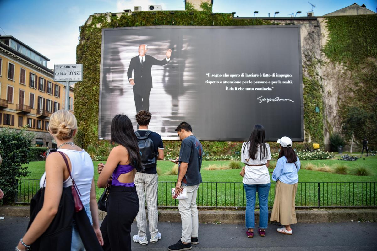 Giorgio Armani, nero su bianco i principi guida per la Fondazione: “Integrità morale e ricerca di uno stile essenziale ed elegante”