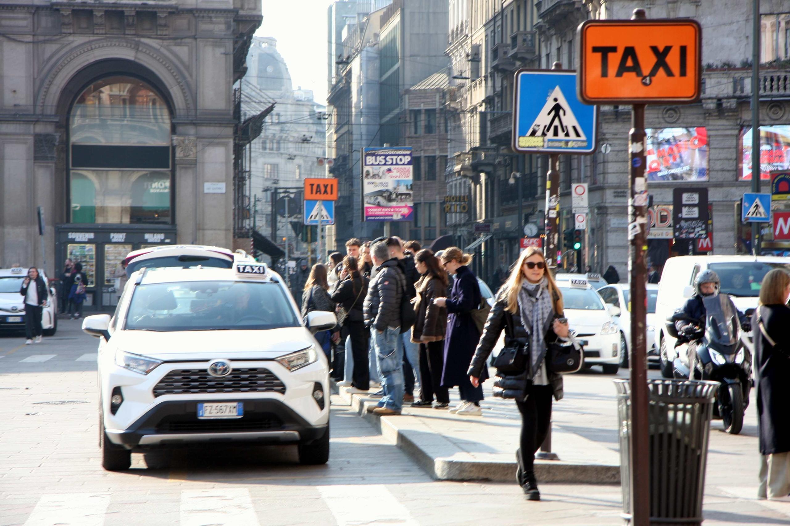 Nuove licenze per i taxi, i conducenti che si oppongono: “Ricorso, non è ancora finita”