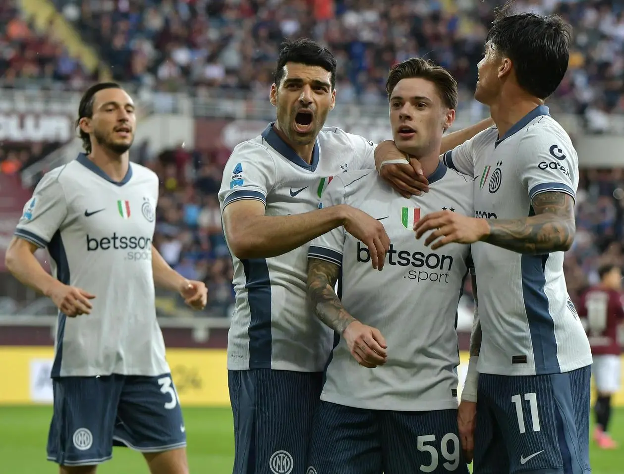 Inzaghi e l'arte del turnover: Zalewski brilla nella vittoria dell'Inter a Torino