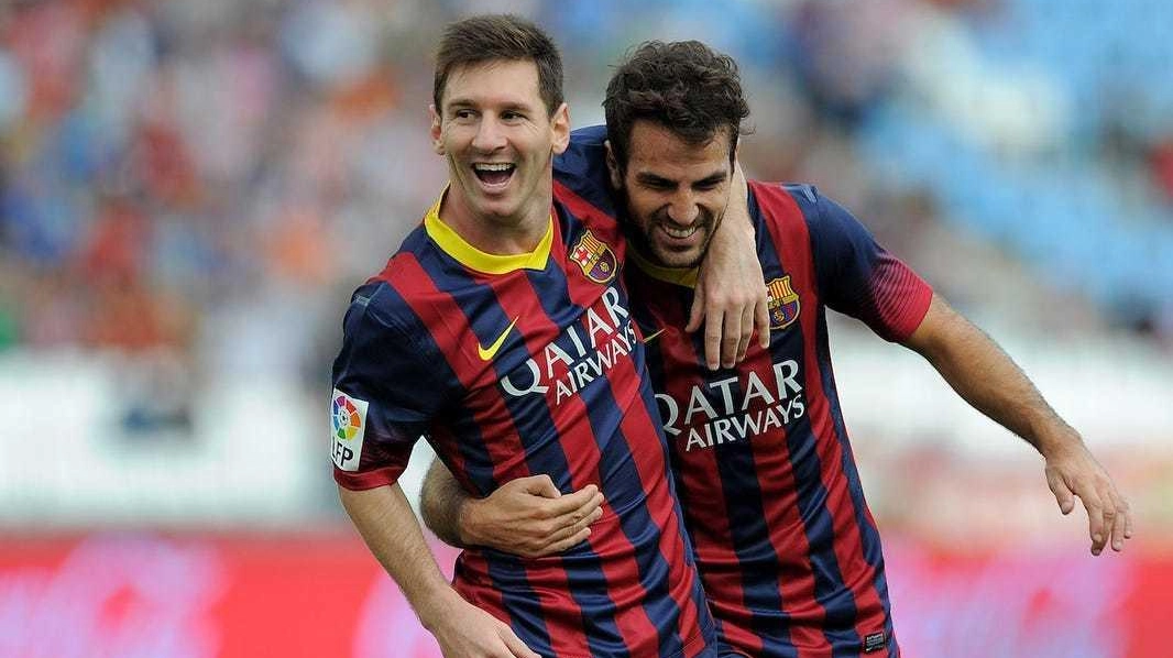 Lionel Messi e Cesc Fabregas sono stati compagni di squadra al Barcellona Lionel Messi e Cesc Fabregas sono stati compagni di squadra al Barcellona