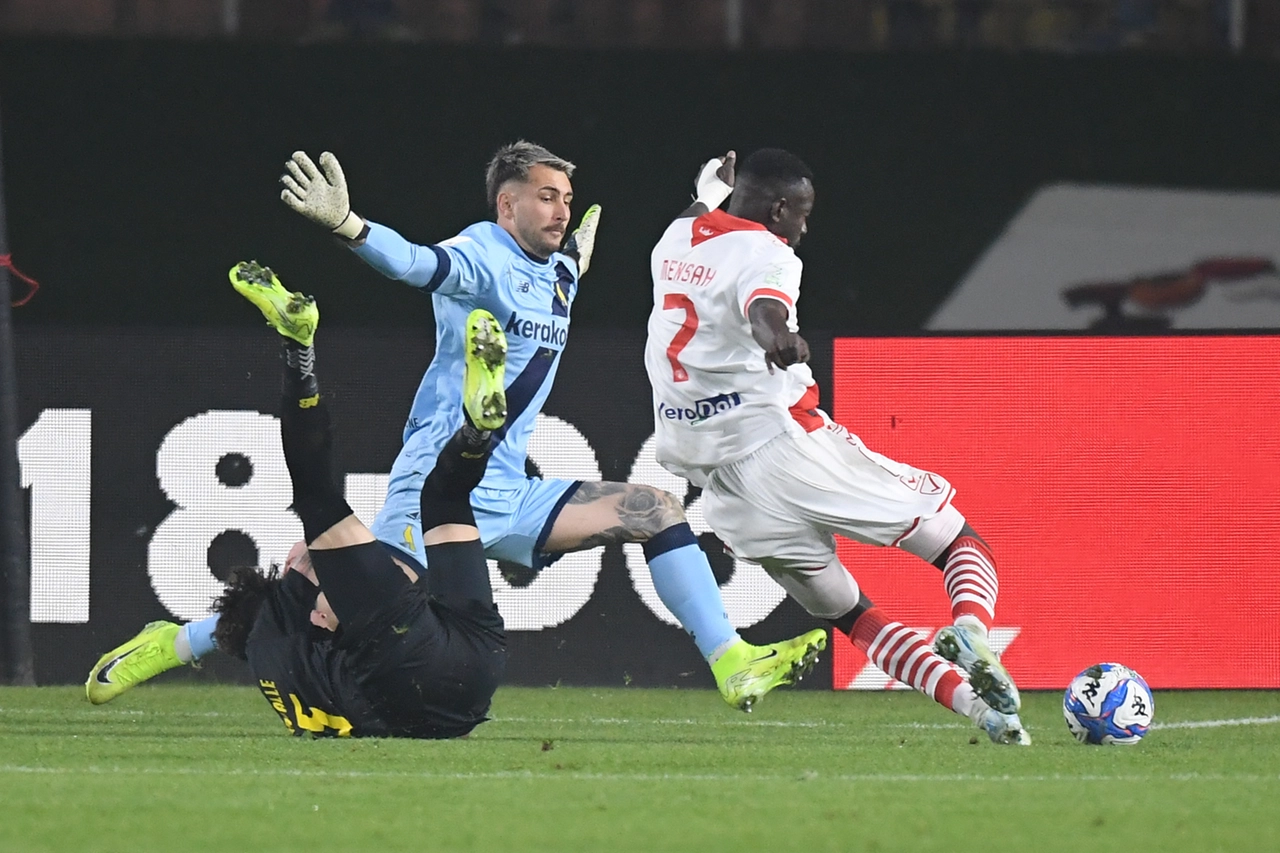 Il portiere del Modena Riccardo Gagno