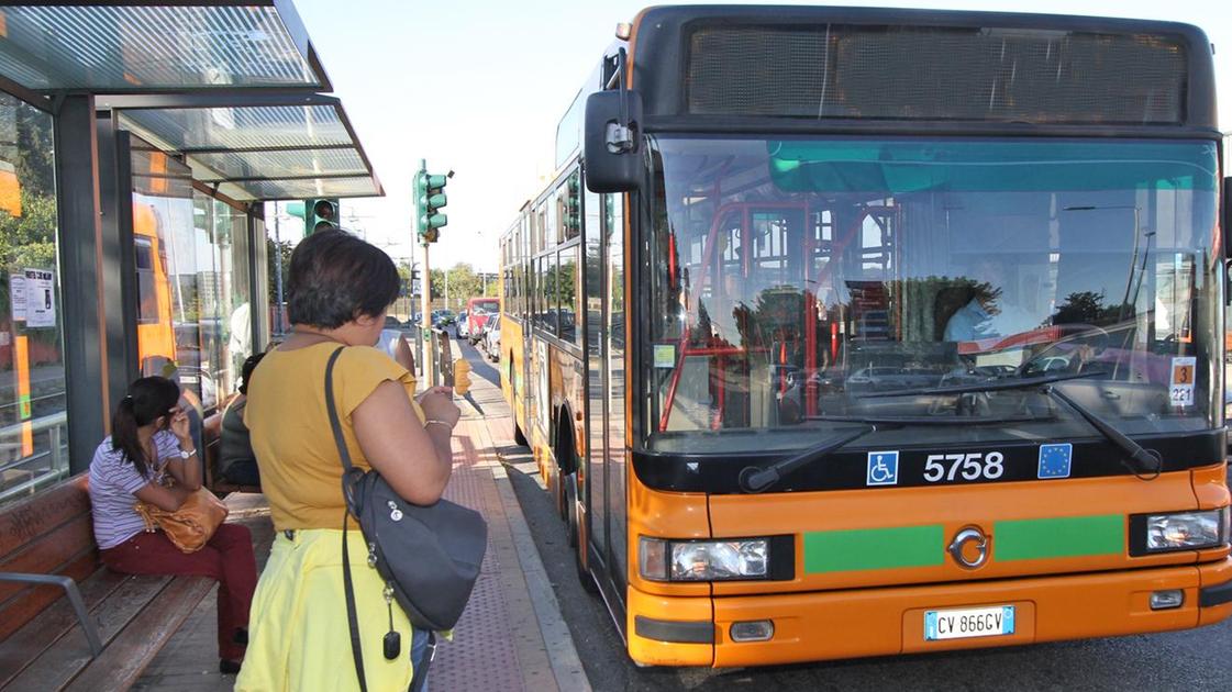 Basiglio Milano, è scontro. Trasporto pubblico: "Un tavolo al più presto"