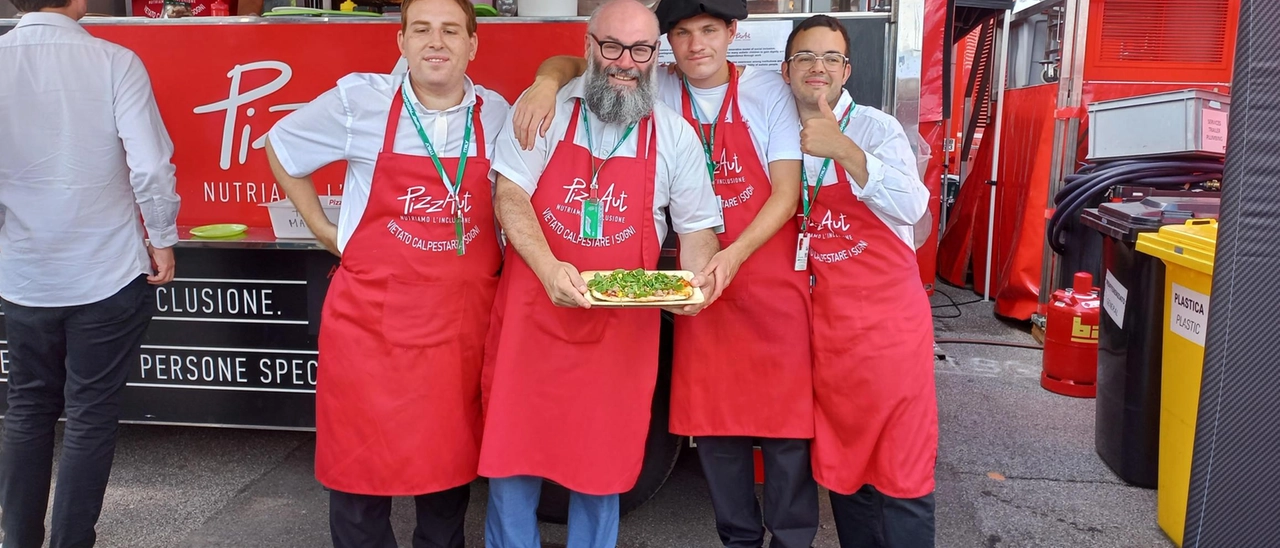 La pizza dei campioni di Formula 1? La preparano i ragazzi di Pizzaut