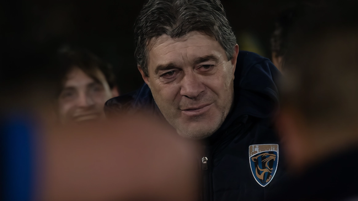 Luciano Foschi arrabbiato: il Renate per la quarta volta raggiunto nel finale foto Peruzzetto Luciano Foschi arrabbiato: il Renate per la quarta volta raggiunto nel finale foto Peruzzetto