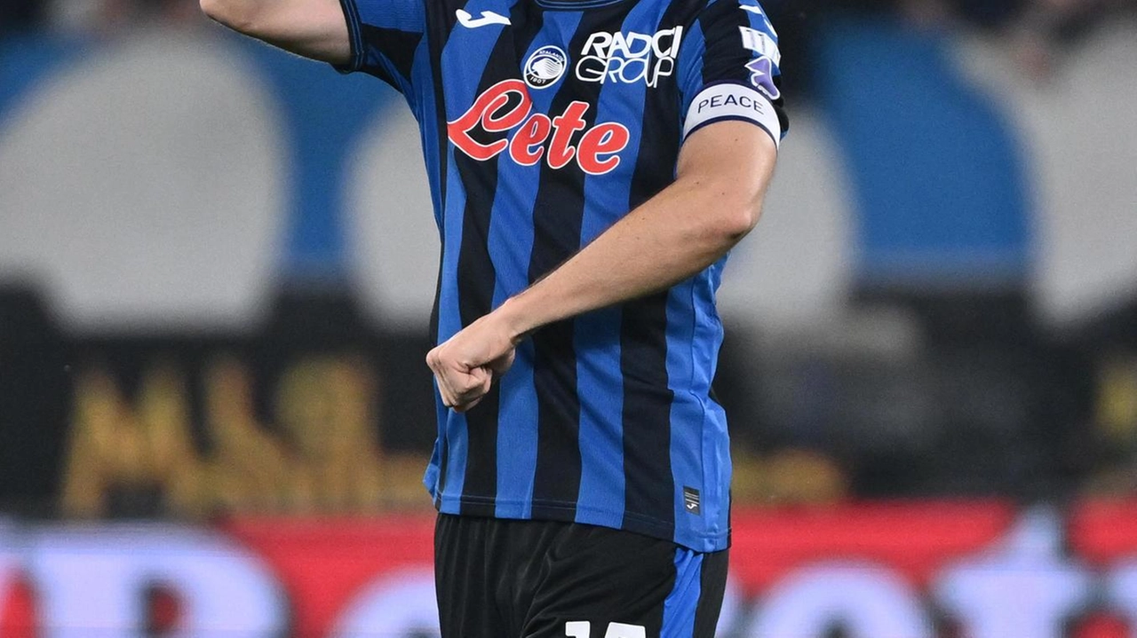 Marten De Roon firmò una delle due reti che all’andata mandarono al tappeto la Roma Marten De Roon firmò una delle due reti che all’andata mandarono al tappeto la Roma