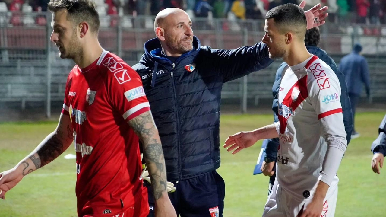 Dopo due sconfitte consecutive, che hanno fatto scivolare i biancorossi ai margini della zona playout, il Mantova deve cercare di... Dopo due sconfitte consecutive, che hanno fatto scivolare i biancorossi ai margini della zona playout, il Mantova deve cercare di...