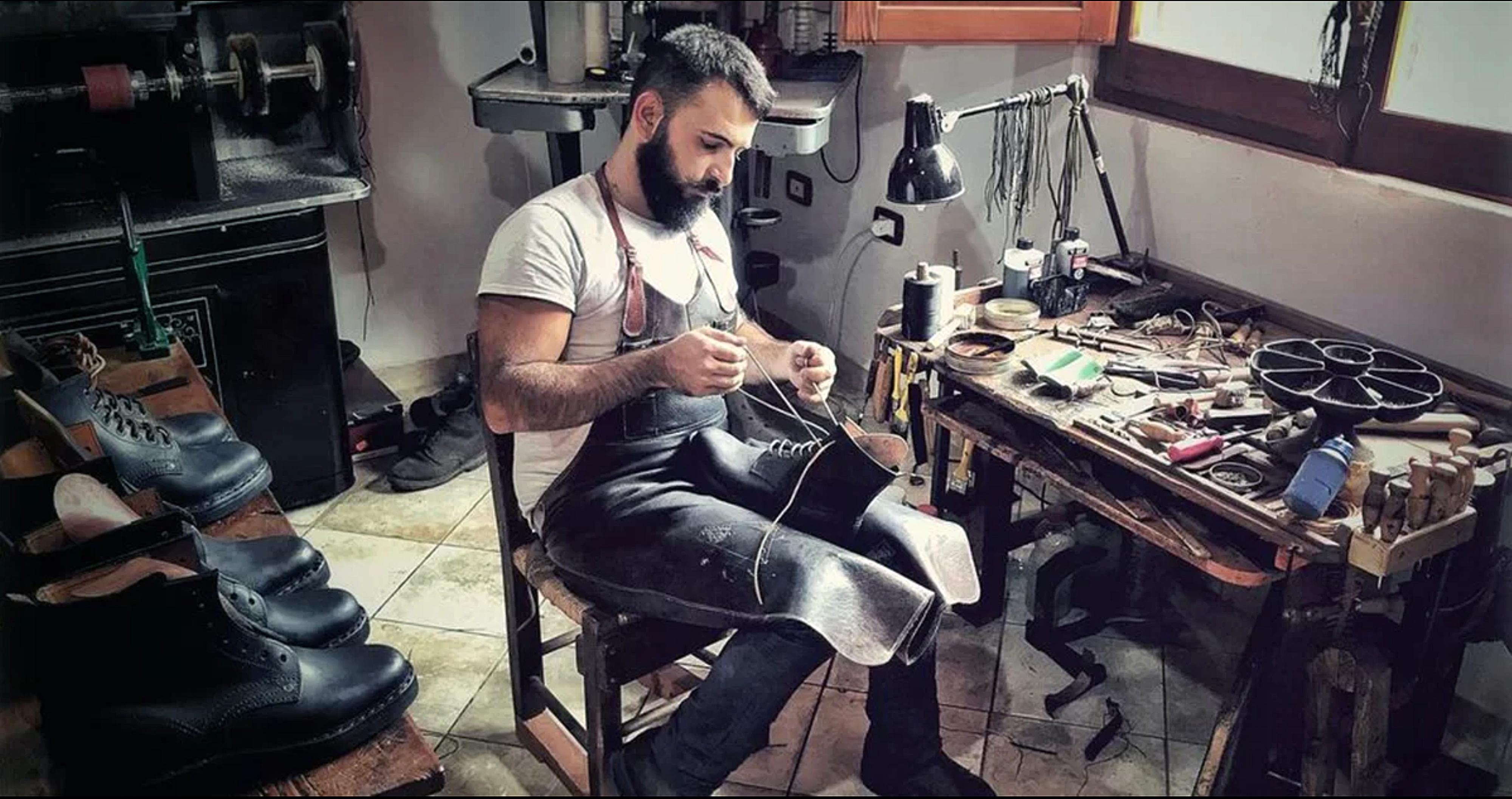 Vigevano, addio all’era delle scarpe: c’è crisi anche alla Calzoleria Artigiana, in vista 24 licenziamenti Vigevano, addio all’era delle scarpe: c’è crisi anche alla Calzoleria Artigiana, in vista 24 licenziamenti