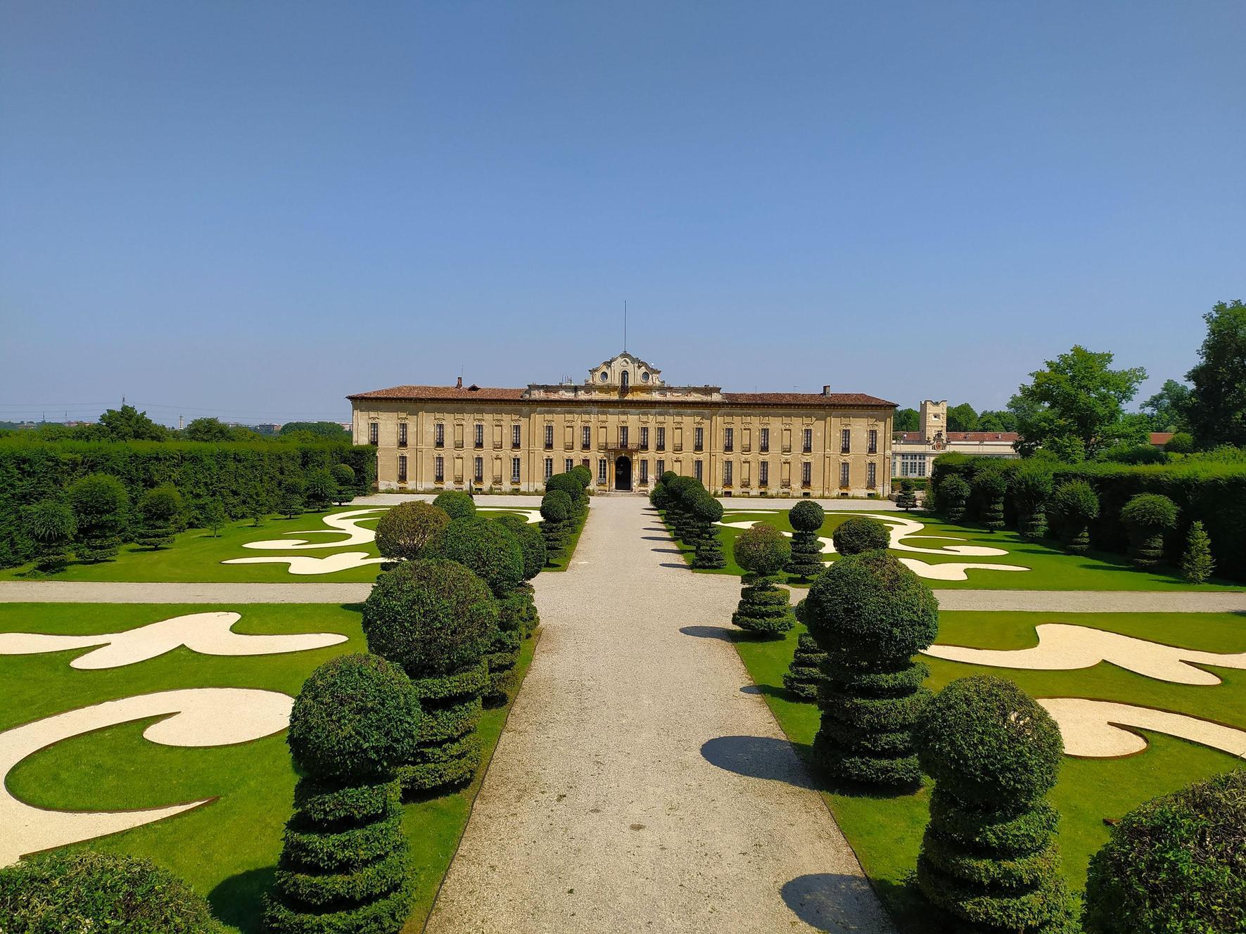 villa arconati chiuso il cantiere la dimora torna all8217antico splendore