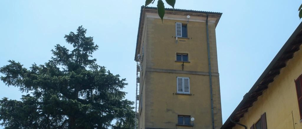 Restauro di Casa Busca. Spunta il pavimento storico. Il progetto è da rivedere. Conto salato: 450mila euro