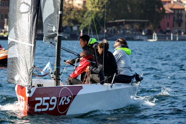 Torben Grael e il suo equipaggio impegnato nei match-race