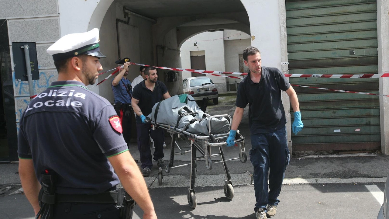 Il 48enne romeno Iulian Avadani è stato ucciso con diverse coltellate, alcune alla nuca Il 48enne romeno Iulian Avadani è stato ucciso con diverse coltellate, alcune alla nuca