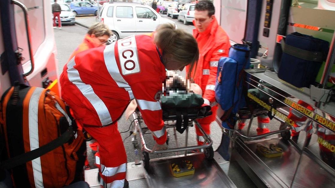 lonato del garda incidente tra auto e moto gravissimo centauro di 16 anni
