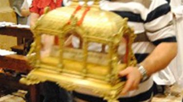 BARZANA (Bergamo) Una macchina organizzativa imponente e impensabile per un piccolo paesino di poco più di 2mila abitanti. Da oggi... BARZANA (Bergamo) Una macchina organizzativa imponente e impensabile per un piccolo paesino di poco più di 2mila abitanti. Da oggi...