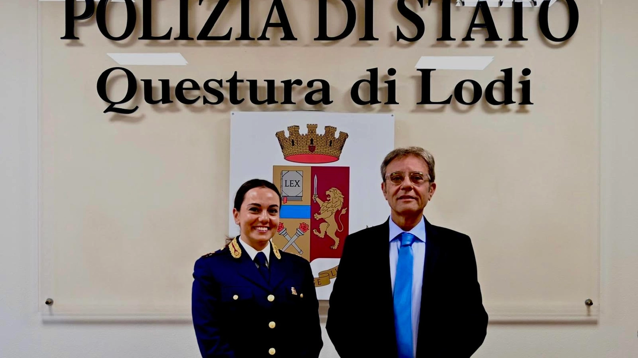 Commissario capo Daniela Iscaro, capo della mobile e il Questore Pio Russo, primo saluto