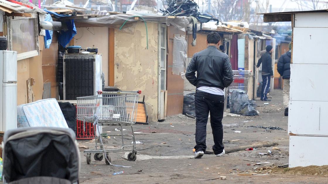 decine di spaccate e furti condannata la banda dei rom che partiva dai campi nomadi milanesi e razziava le aziende