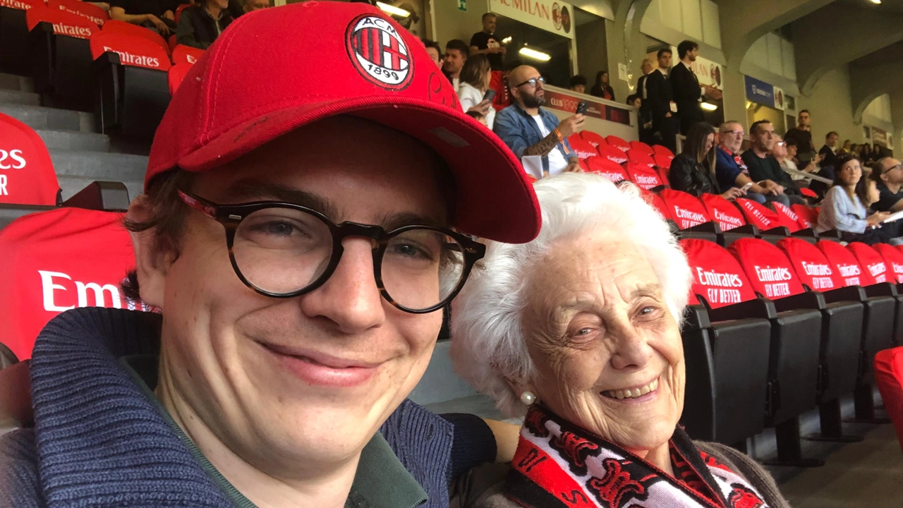 Anna Maria Bagatti Valsecchi, 91 anni, a San Siro per Milan-Genoa con il nipote Lodovico Dubini Bagatti Valsecchi
