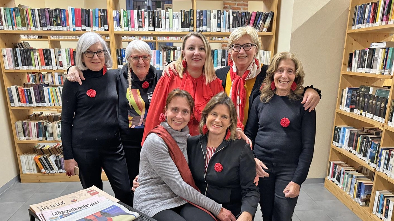 Diverse iniziative dell’associazione Rovescio e dritto contro la violenza di genere. Domani alle 11 in piazza del Commercio installazione con... Diverse iniziative dell’associazione Rovescio e dritto contro la violenza di genere. Domani alle 11 in piazza del Commercio installazione con...