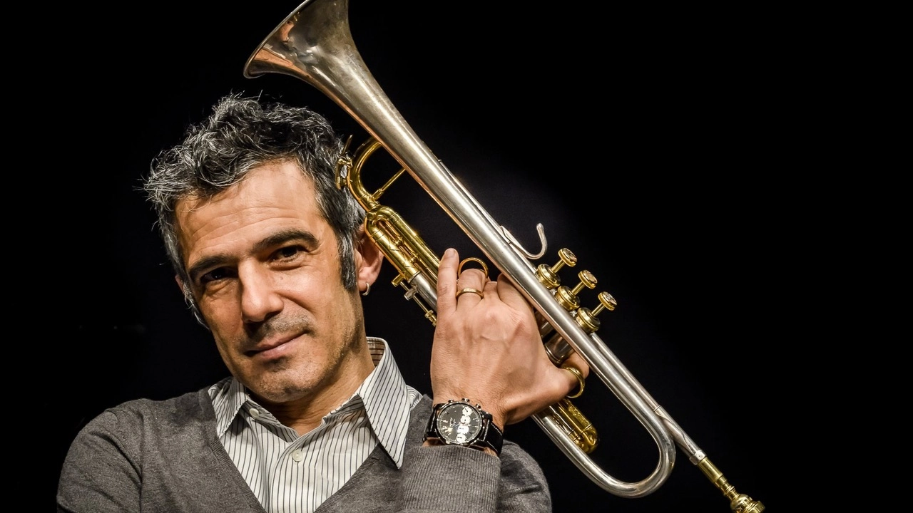 Paolo Fresu (63 anni), il suo lavoro su Miles Davis si intitola “Kind of Miles“