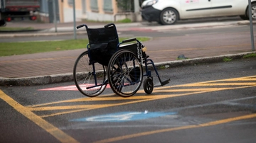 Nuovo codice della strada 2024, dal parcheggio disabili alle multe per divieto di sosta: 3 cose da sapere