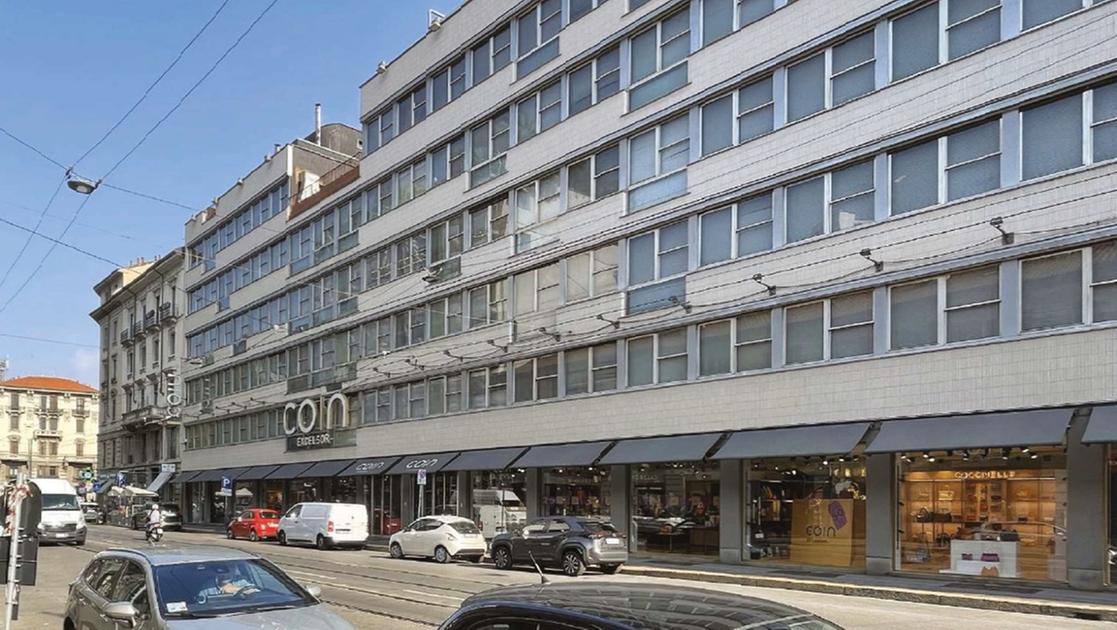 Addio dopo 65 anni alla storica Coin di corso Vercelli a Milano: al suo posto appartamenti di lusso