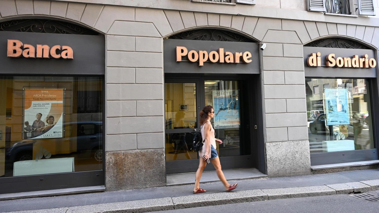 Report della Bce consegnato alla ppolare di Sondio Report della Bce consegnato alla ppolare di Sondio