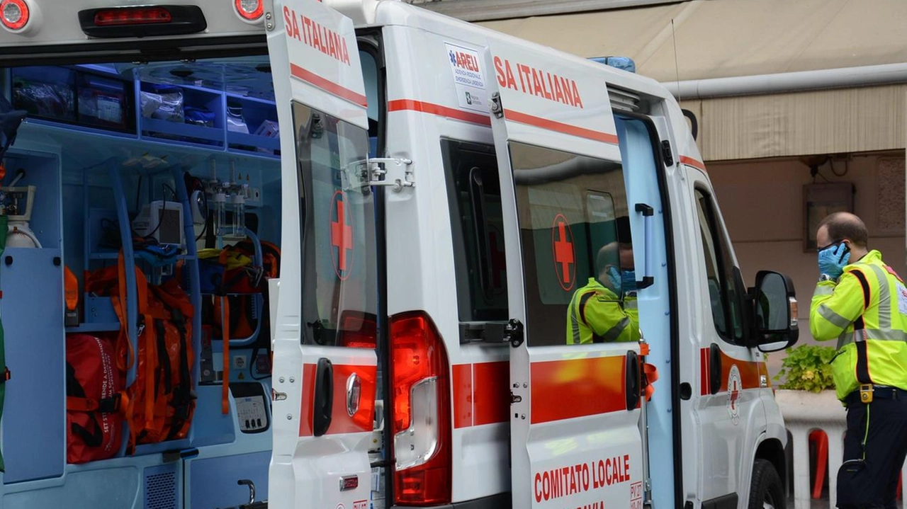 Ambulanza (foto di repertorio)
