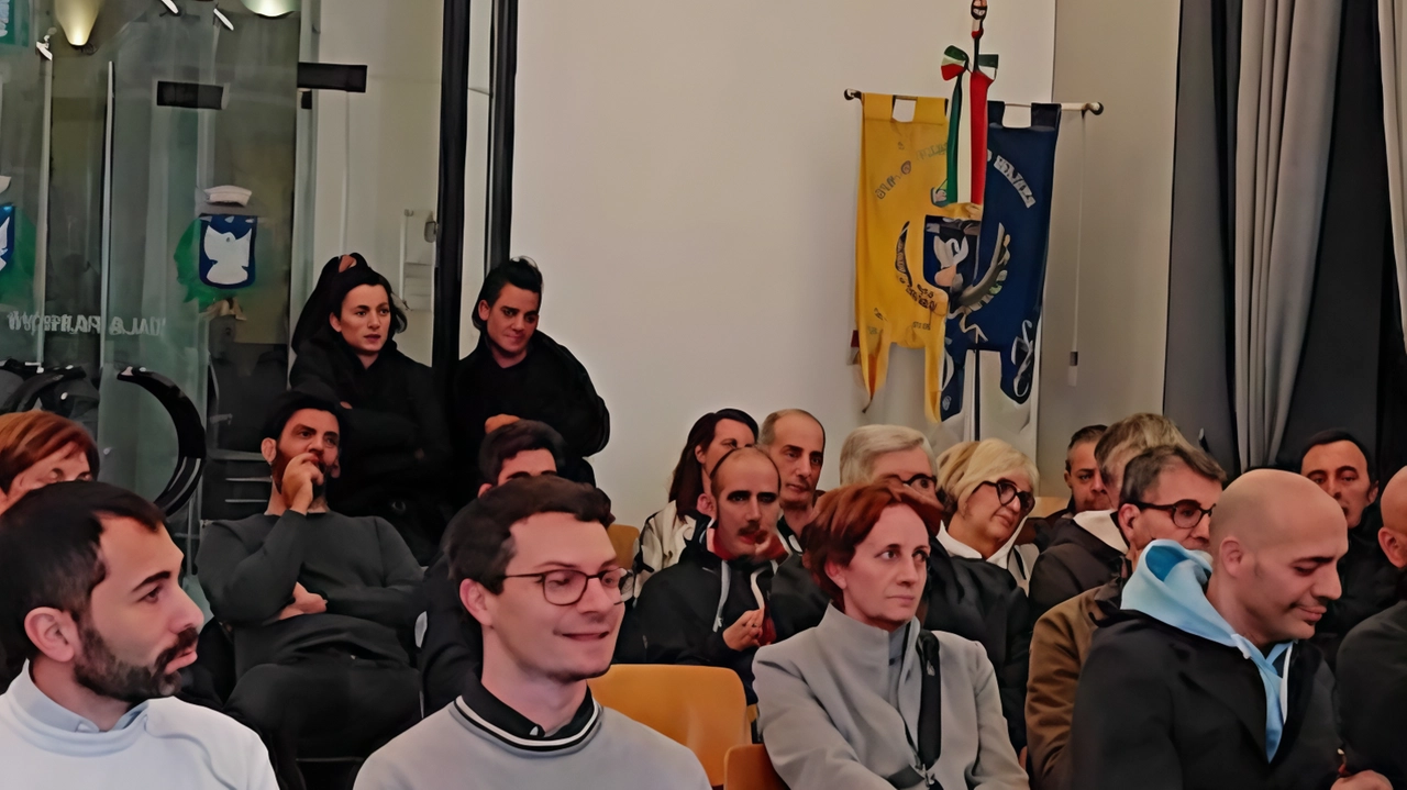 Il Distretto del commercio di Burago Molgora si unisce per rilanciare il tessuto commerciale locale, puntando sull'innovazione e la collaborazione per contrastare la concorrenza dell'e-commerce. Il Distretto del commercio di Burago Molgora si unisce per rilanciare il tessuto commerciale locale, puntando sull'innovazione e la collaborazione per contrastare la concorrenza dell'e-commerce.