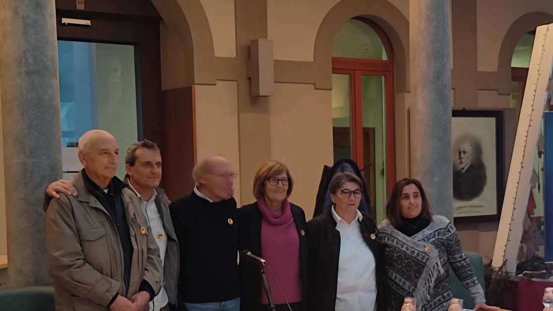 La presentazione del progetto che è rivolto a persone residenti nei 25 Comuni della Cm di Morbegno La presentazione del progetto che è rivolto a persone residenti nei 25 Comuni della Cm di Morbegno