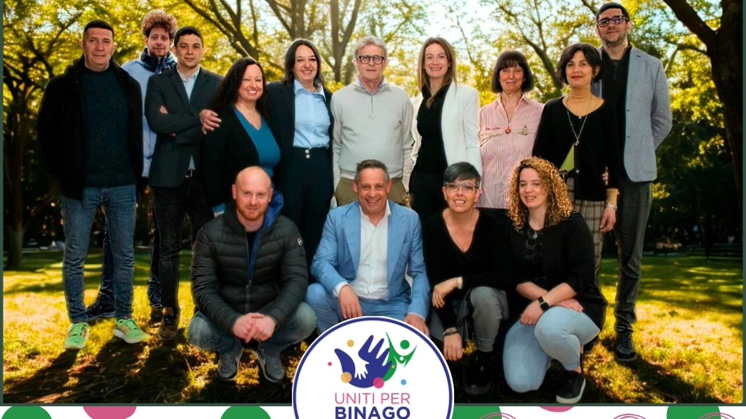 Binago, la squadra del nuovo sindaco Davide Amonini (foto Facebook)