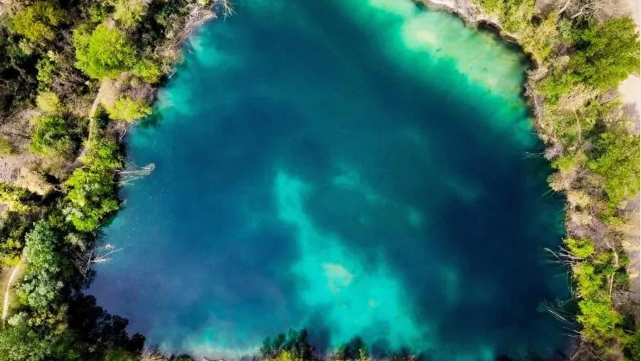 Nel laghetto di Guadagnino: stangata ai turisti intemperanti che si tuffano all’interno del Parco del Serio sulle orme di “Chiamami col tuo nome”