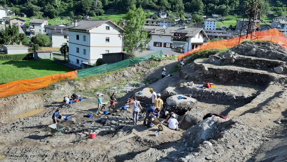 Scavi archeologici a Piuro, una torre simbolo di centro di potere per la Pompei delle Alpi Scavi archeologici a Piuro, una torre simbolo di centro di potere per la Pompei delle Alpi