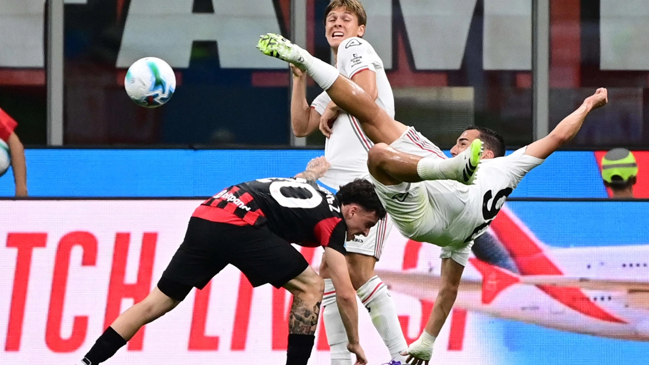 La spettacolare rovesciata di Bonazzoli che regala una storica vittoria alla Cremonese La spettacolare rovesciata di Bonazzoli che regala una storica vittoria alla Cremonese