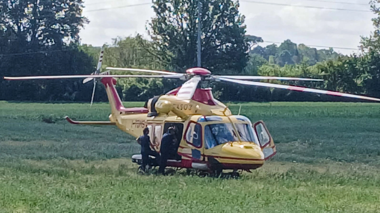 Il pilota è stato caricato sull’elisoccorso