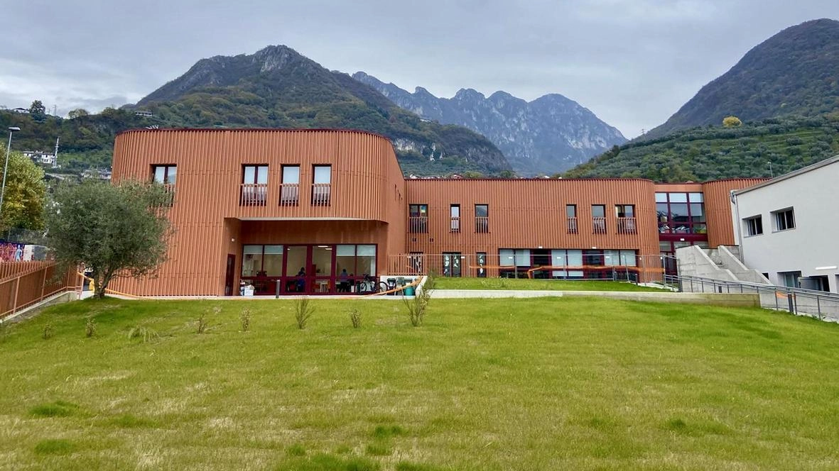 Il nuovo polo scolastico di Marone inaugurato a settembre 2024 Il nuovo polo scolastico di Marone inaugurato a settembre 2024