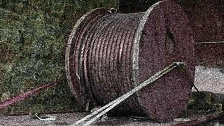 Banda del rame in fuga con due bobine