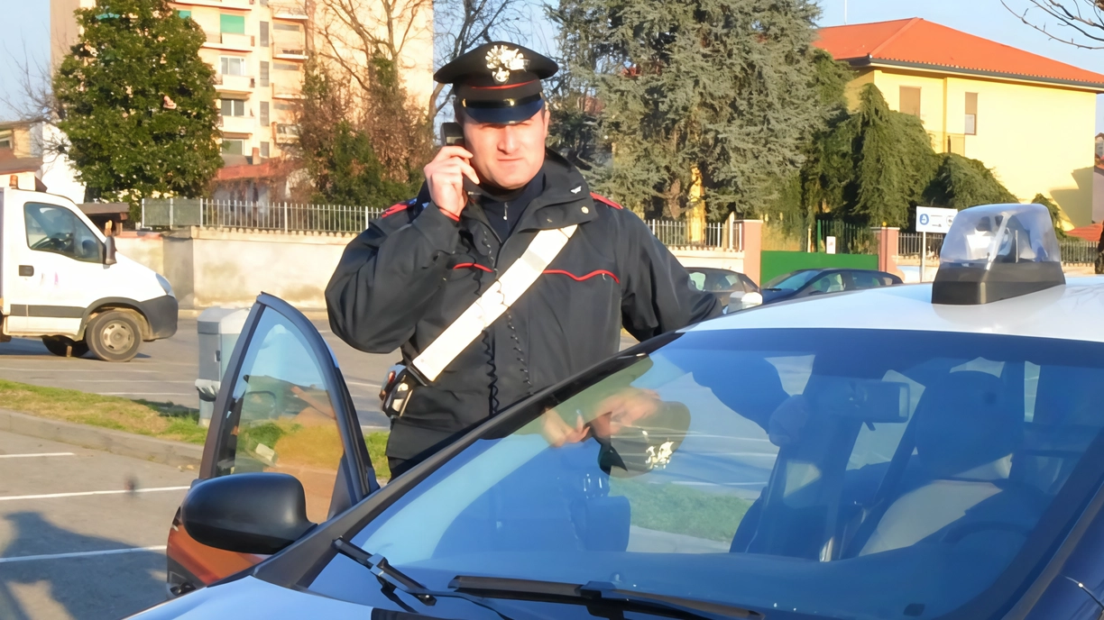 Ad aprile dello scorso anno, Andrea Selva, 38 anni di Caslino, aveva rapinato due persone che avevano prelevato contanti dal... Ad aprile dello scorso anno, Andrea Selva, 38 anni di Caslino, aveva rapinato due persone che avevano prelevato contanti dal...