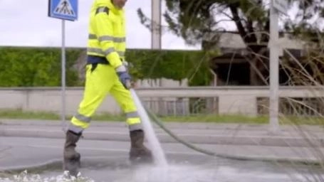 Cosa ci facevano le telecamere a Bovisio Masciago? Se lo sono chiesti in tanti quando è stato girato il servizio.... Cosa ci facevano le telecamere a Bovisio Masciago? Se lo sono chiesti in tanti quando è stato girato il servizio....