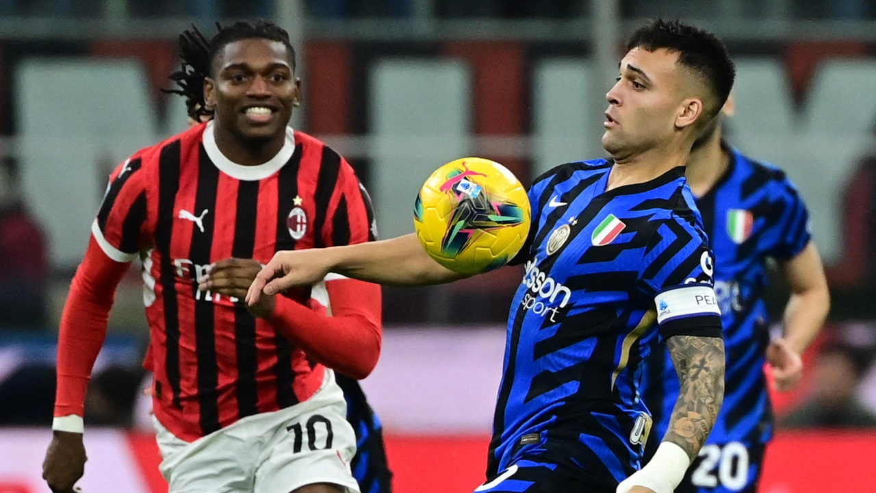 Lautaro Martinez e Rafa Leao nella sfida di San Siro terminata sull'1-1 Lautaro Martinez e Rafa Leao nella sfida di San Siro terminata sull'1-1