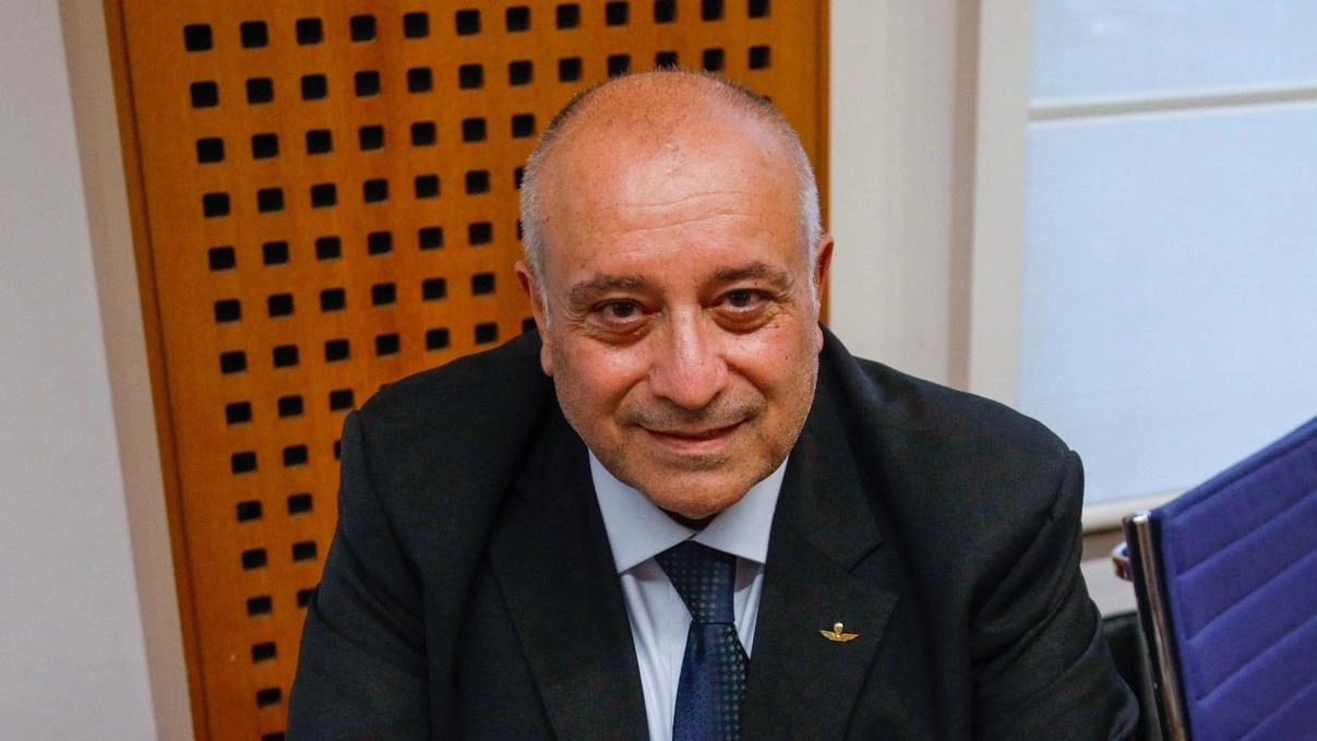Grave telefonata intimidatoria nei confronti del vicesindaco e assessore alla Sicurezza del Comune di Cornaredo, Dario Ceniti (nella foto).... Grave telefonata intimidatoria nei confronti del vicesindaco e assessore alla Sicurezza del Comune di Cornaredo, Dario Ceniti (nella foto)....