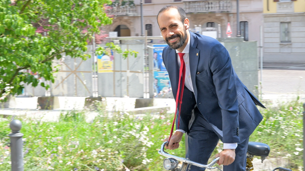 Pavia, il sindaco Michele Lissia